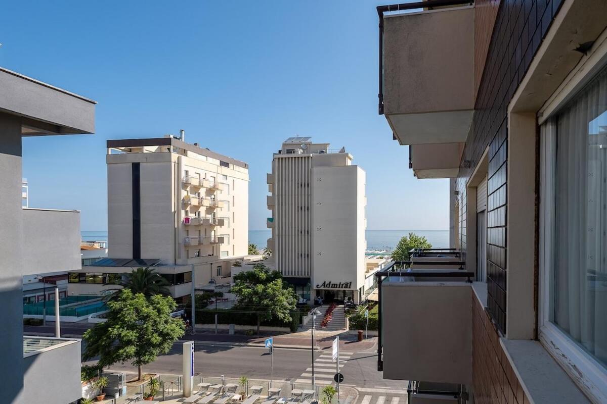 Hotel Avana Fronte Mare Riccione Eksteriør bilde